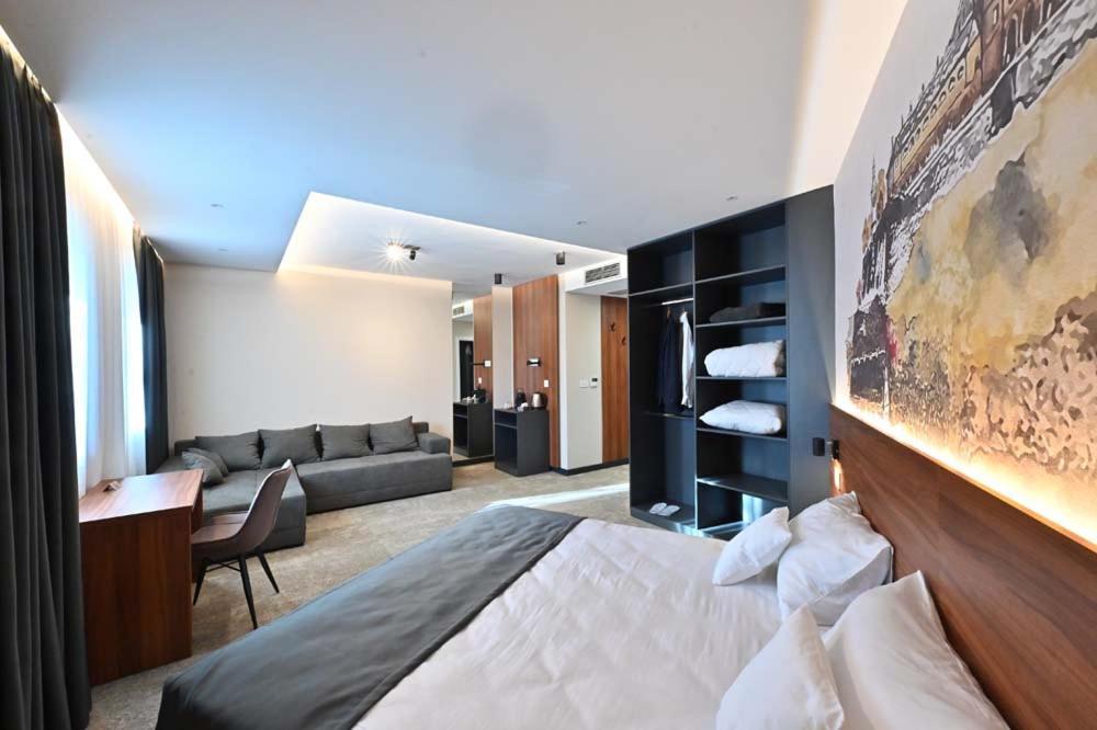 Tvrdjava Rooms - Novi Sad Exterior photo